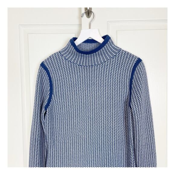 Title Nine Navy and White Patterned Long Sleeve Dress - Picture 2 of 8